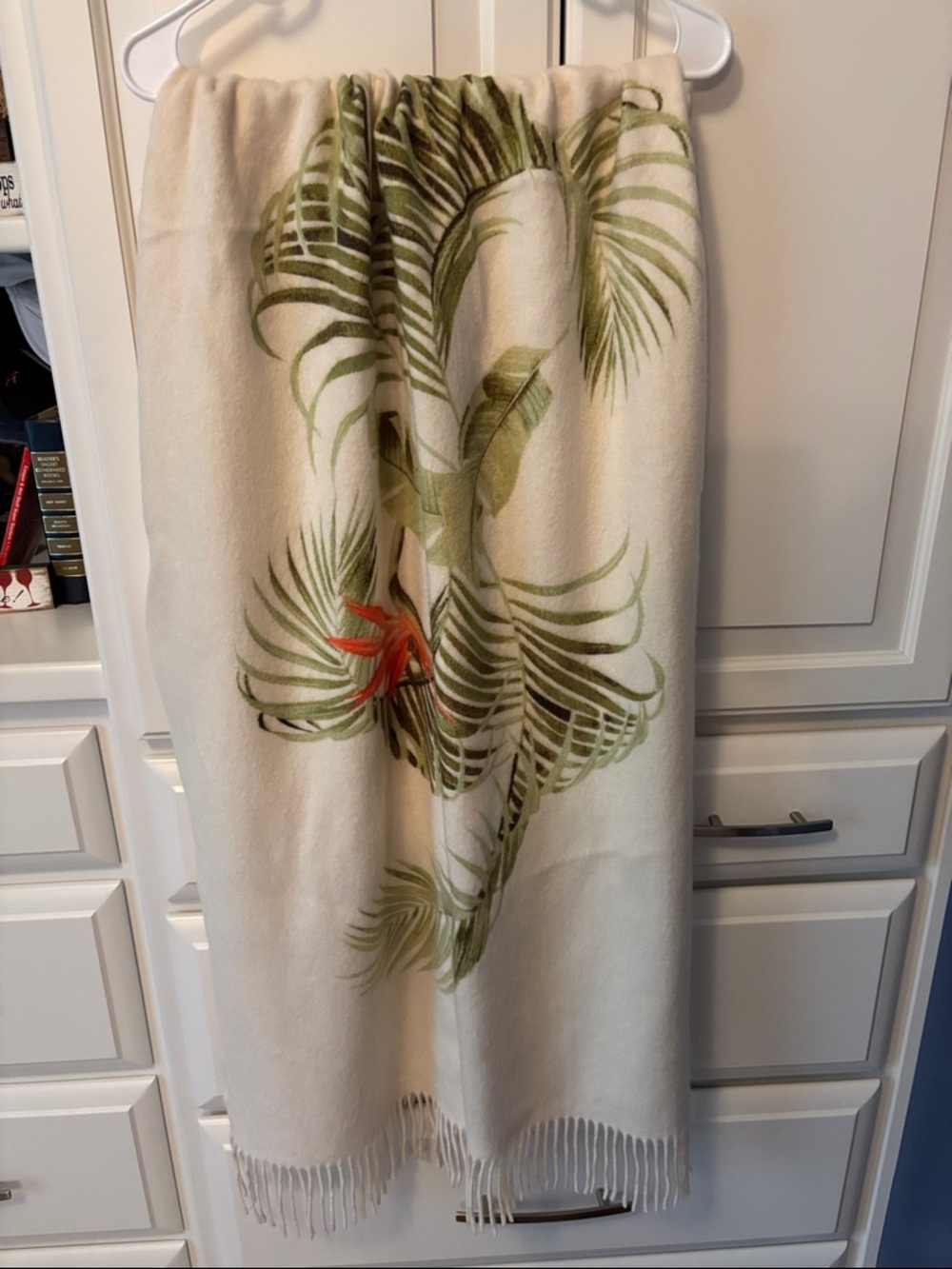 Tommy Bahama Cream Cashmere Fringe Scarf - Picture 4 of 4